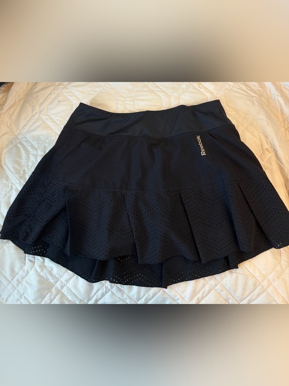Reebok Black Perforated Athletic Skirt. Size XS